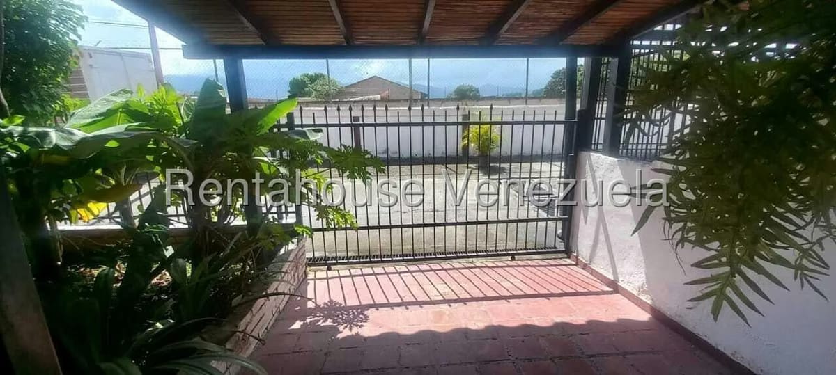 Casa (Duplex) en Venta en Valle Arriba, Miranda - 22