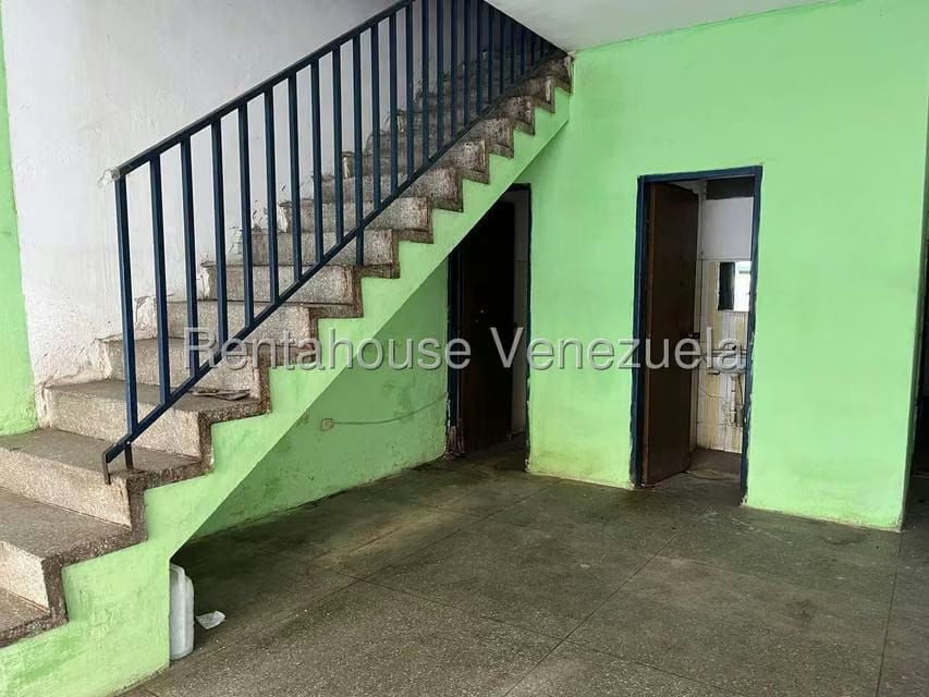 Comercial (Local Comercial) en Alquiler en Avenida Bolivar, Aragua - 6