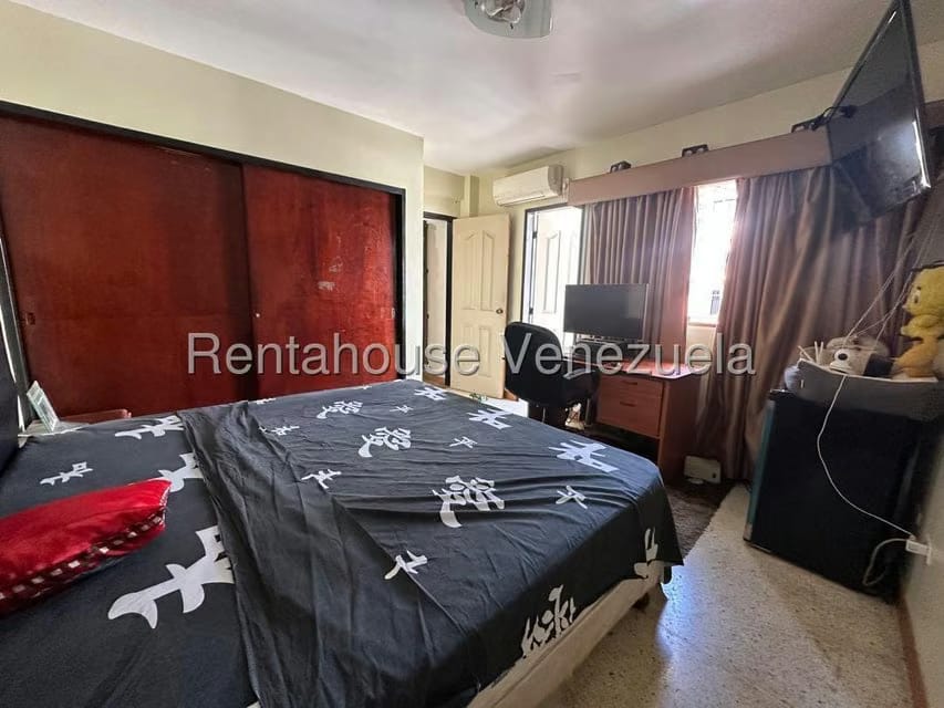 Casa (Multipes Niveles) en Venta en Colinas de Los Chaguaramos, Distrito Metropolitano - 12