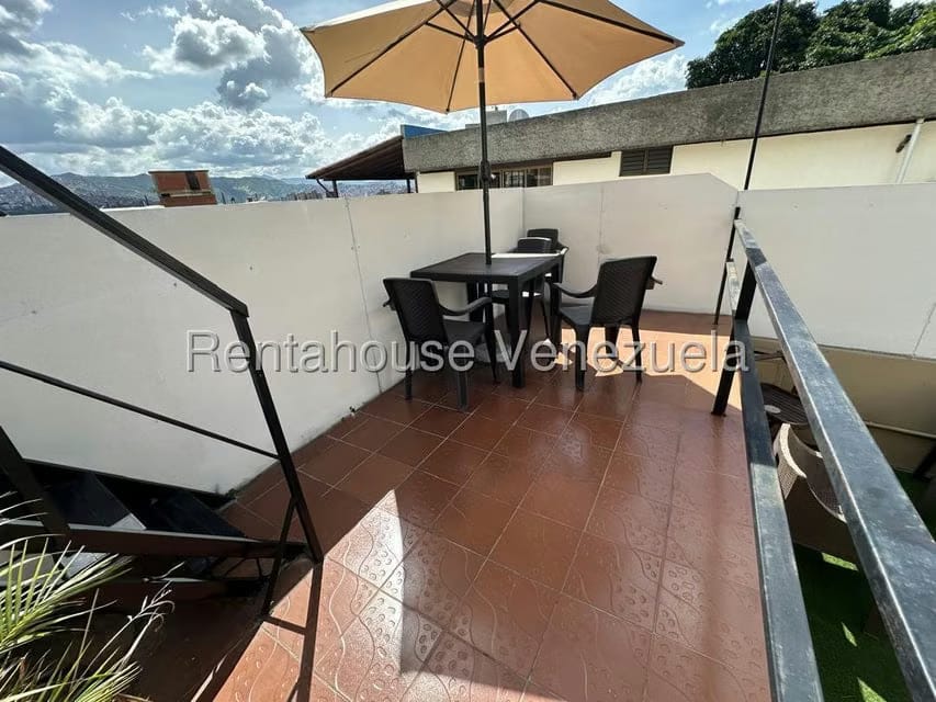 Casa (Multipes Niveles) en Venta en Colinas de Los Chaguaramos, Distrito Metropolitano - 21
