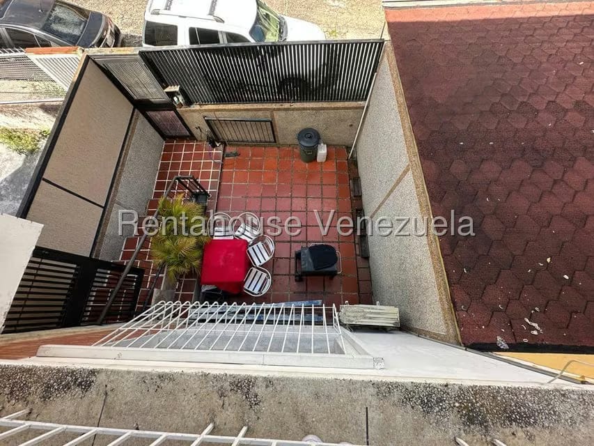 Casa (Multipes Niveles) en Venta en Colinas de Los Chaguaramos, Distrito Metropolitano - 23