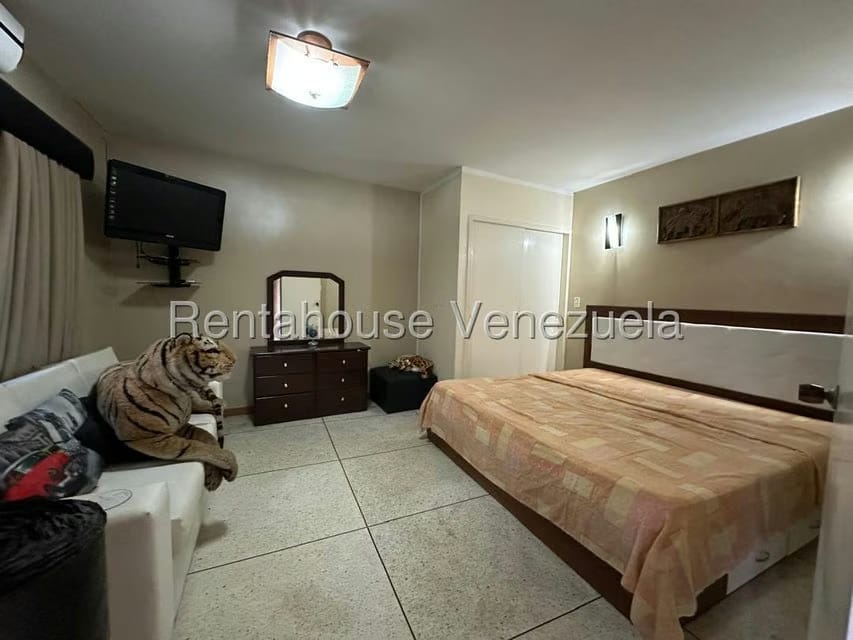 Casa (Multipes Niveles) en Venta en Colinas de Los Chaguaramos, Distrito Metropolitano - 7