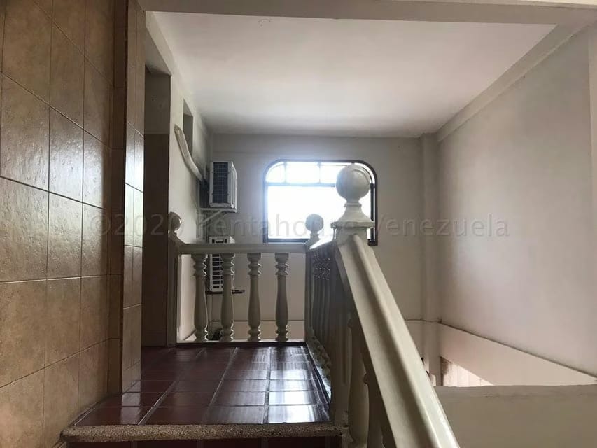 Comercial (Edificio) en Venta en Centro, Lara - 17