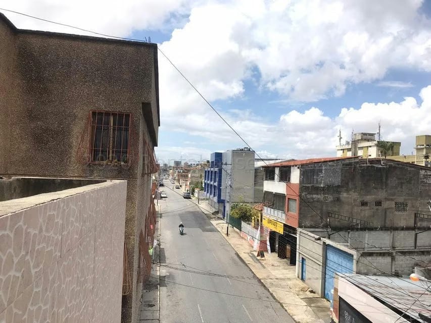 Comercial (Edificio) en Venta en Centro, Lara - 52