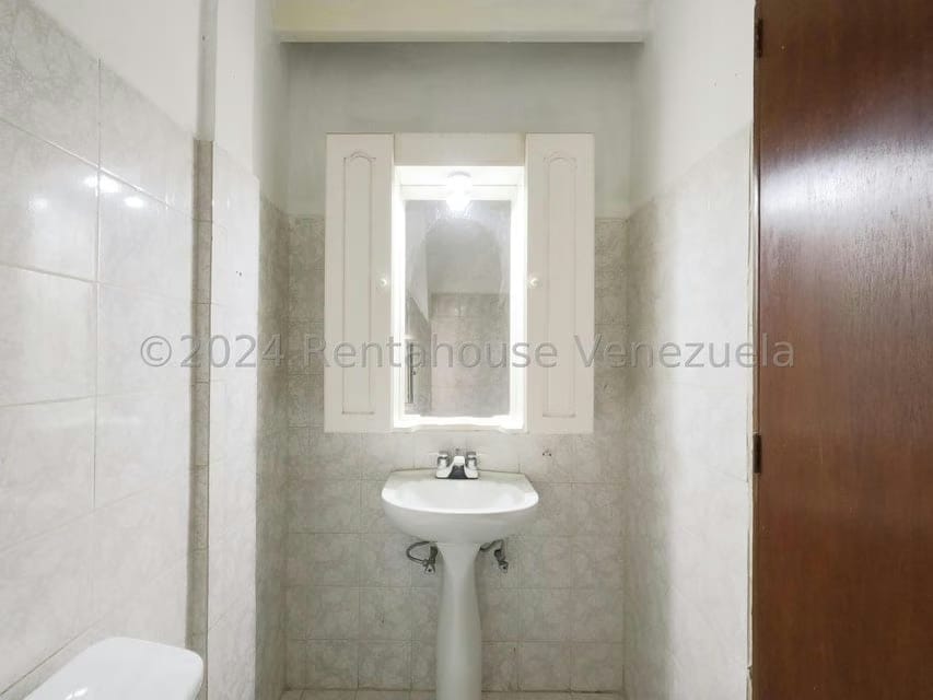 Casa (Multipes Niveles) en Venta en Via el Ujano, Lara - 11