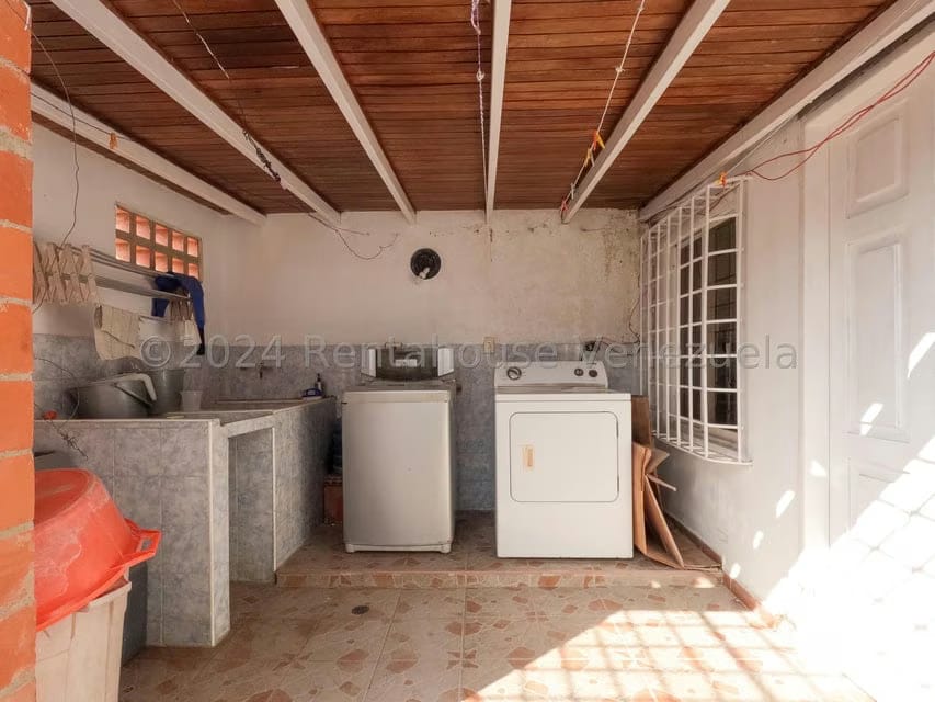 Casa (Multipes Niveles) en Venta en Via el Ujano, Lara - 12
