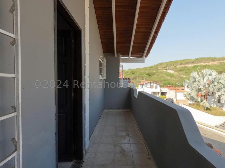 Casa (Multipes Niveles) en Venta en Via el Ujano, Lara - 18