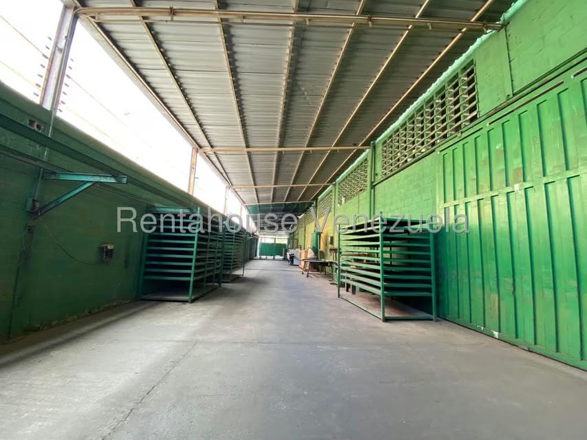 Comercial (Galpon - Deposito) en Alquiler en La Encrucijada, Aragua - 19
