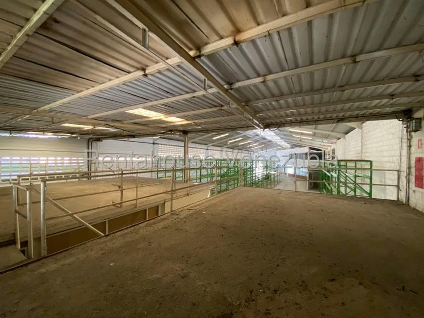 Comercial (Galpon - Deposito) en Alquiler en La Encrucijada, Aragua - 24