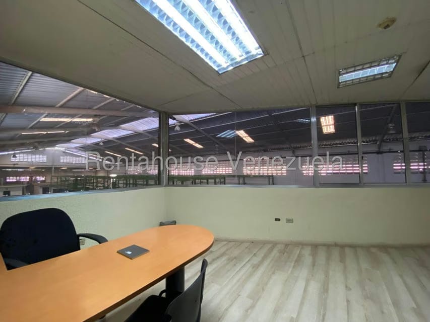 Comercial (Galpon - Deposito) en Alquiler en La Encrucijada, Aragua - 7