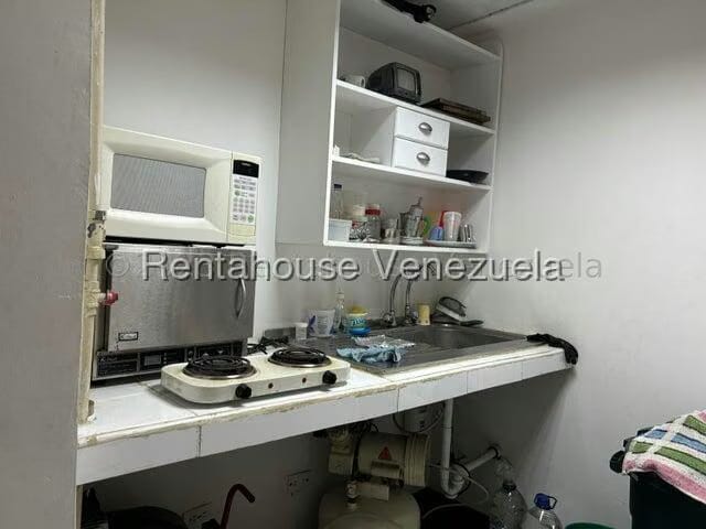 Comercial (Consultorio Medico) en Alquiler en San Bernardino, Distrito Metropolitano - 13
