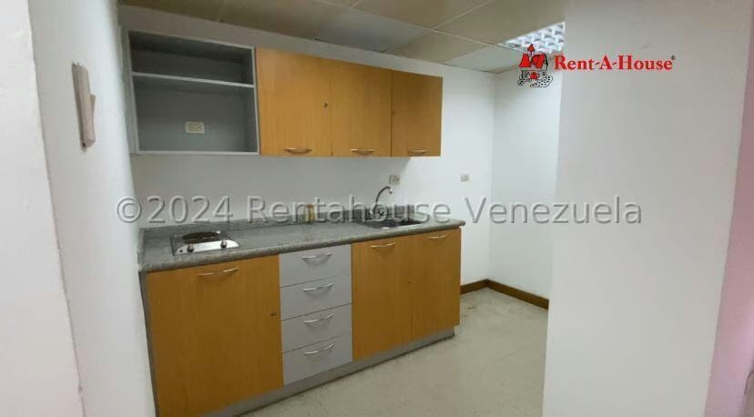 Comercial (Oficina) en Alquiler en 5 de Julio, Zulia - 11