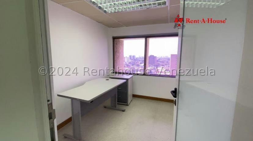 Comercial (Oficina) en Alquiler en 5 de Julio, Zulia - 12