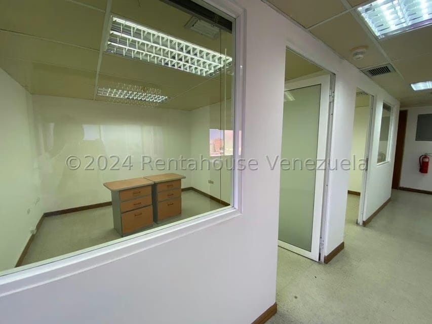 Comercial (Oficina) en Alquiler en 5 de Julio, Zulia - 5