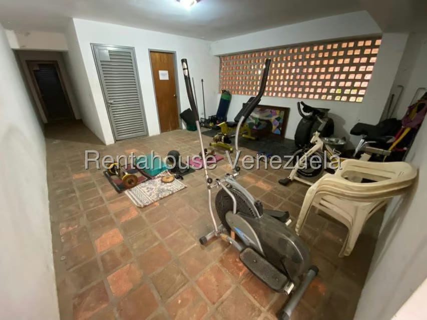 Townhouse (Multiples Niveles) en Venta en La Macarena Norte, Miranda - 23