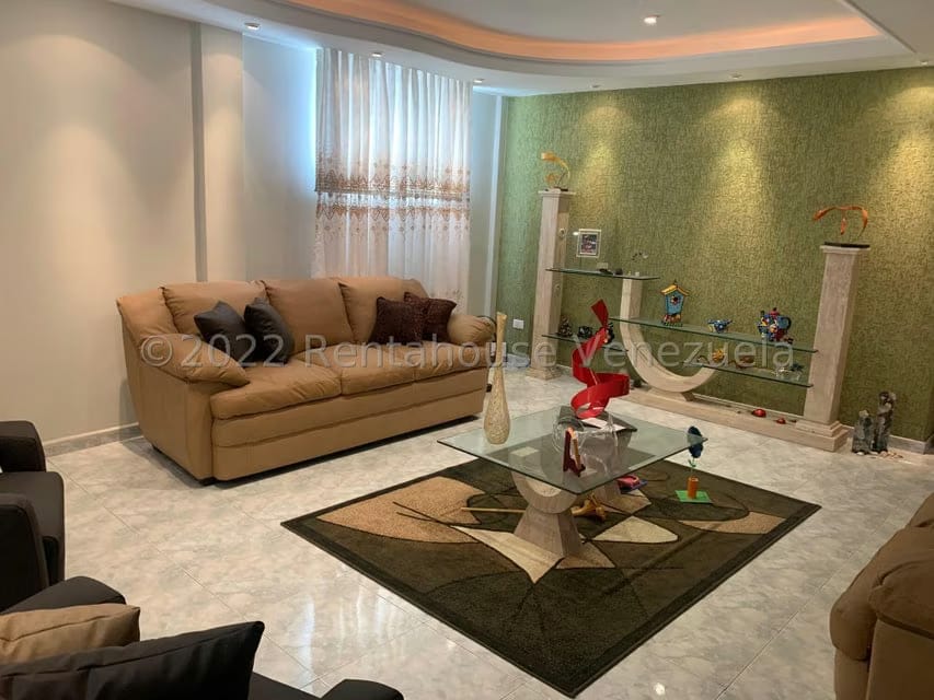 Comercial (Edificio) en Venta en La California Sur, Distrito Metropolitano - 2