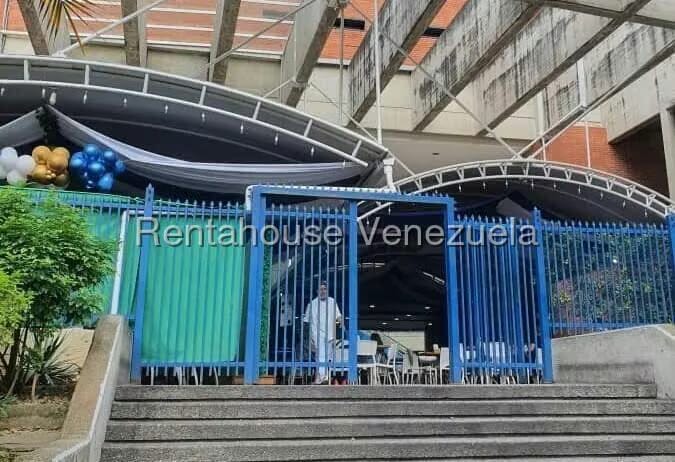 Comercial (Local Comercial) en Venta en Santa Fe Norte, Distrito Metropolitano - 11