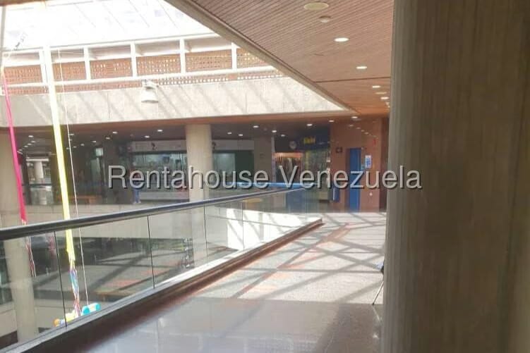 Comercial (Local Comercial) en Venta en Santa Fe Norte, Distrito Metropolitano - 12