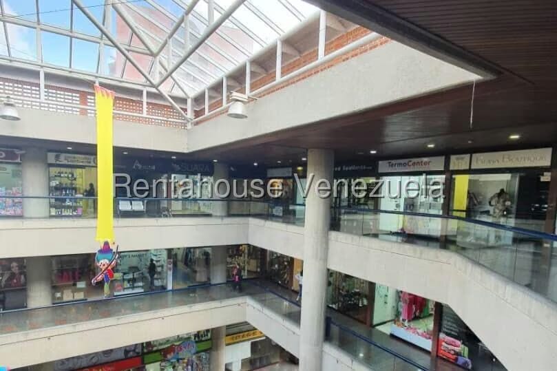 Comercial (Local Comercial) en Venta en Santa Fe Norte, Distrito Metropolitano - 3