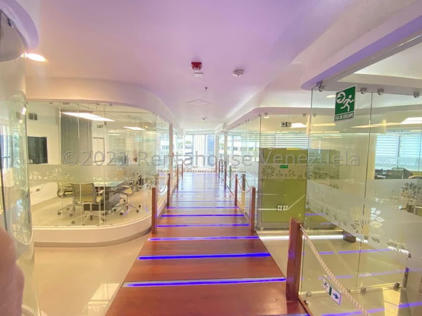 Comercial (Oficina) en Venta en La Castellana, Distrito Metropolitano - 2