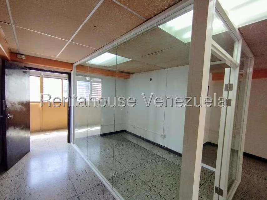Comercial (Oficina) en Venta en Centro, Lara - 7