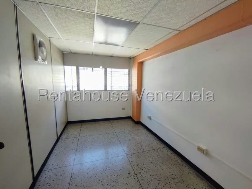 Comercial (Oficina) en Venta en Centro, Lara - 9