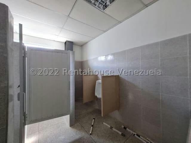 Comercial (Local Comercial) en Venta en Ave Intercomunal, Lara - 19