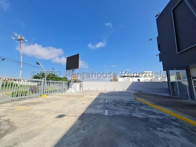 Comercial (Local Comercial) en Venta en Ave Intercomunal, Lara - 6