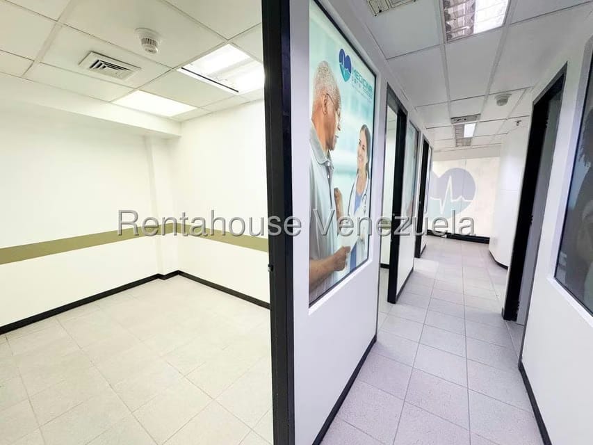 Comercial (Local Comercial) en Venta en Sabana Grande, Distrito Metropolitano - 24