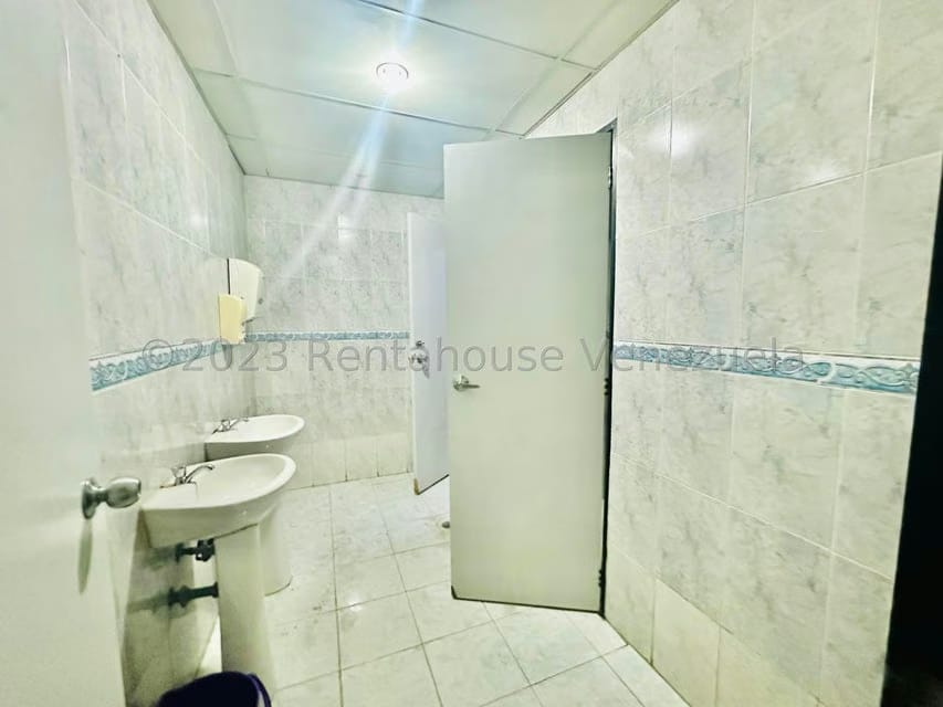 Comercial (Local Comercial) en Venta en Chacao, Distrito Metropolitano - 52