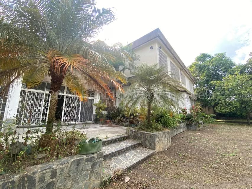 Casa (Contemporaneo) en Venta en Valle Arriba, Distrito Metropolitano