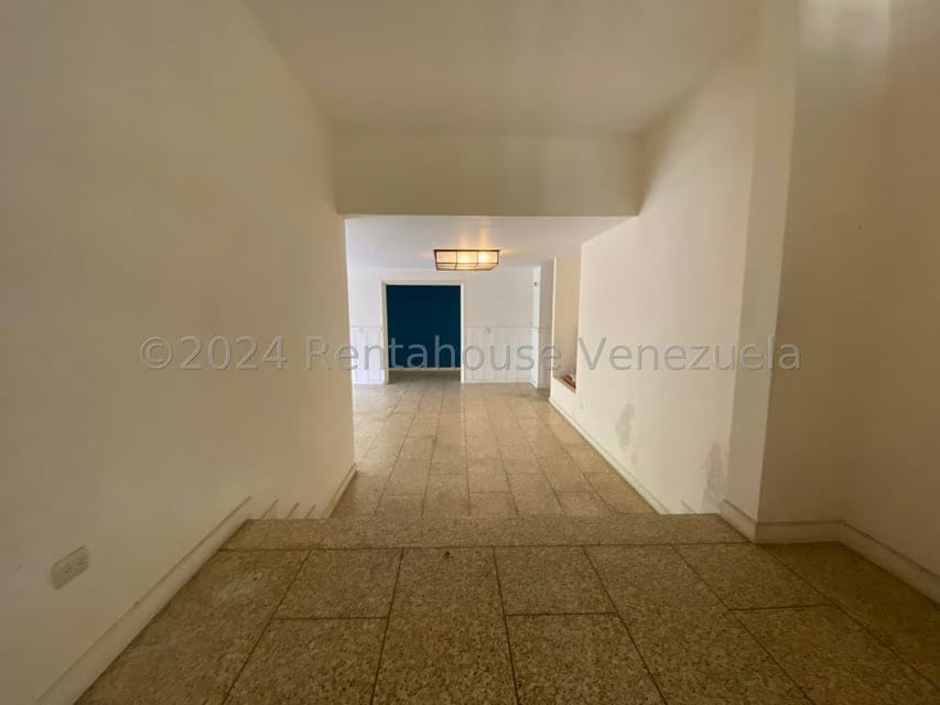 Casa (Contemporaneo) en Venta en Valle Arriba, Distrito Metropolitano - 5
