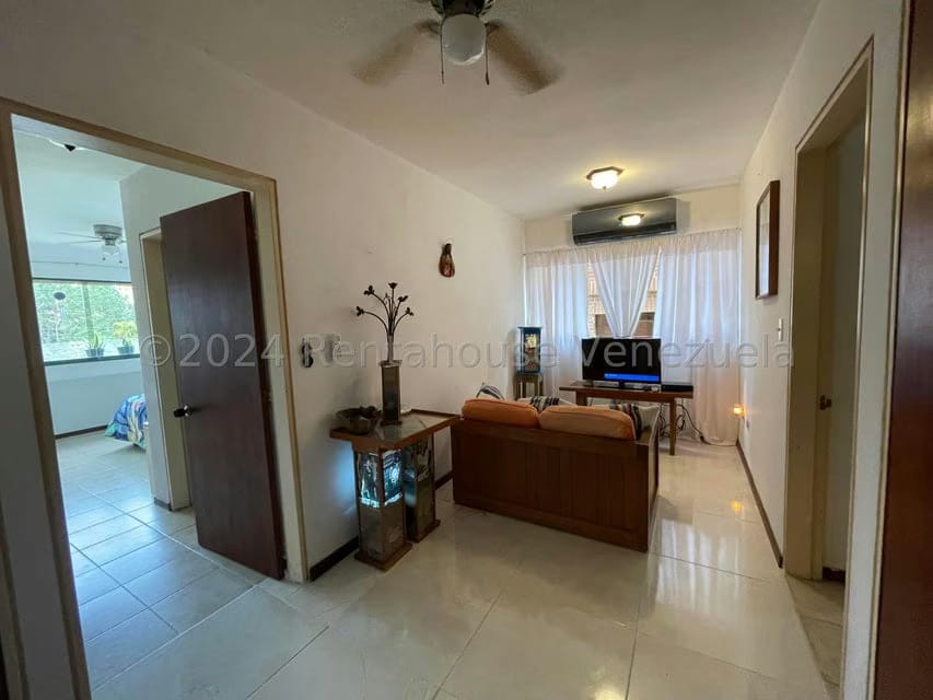 Apartamento (1 Nivel) en Venta en La Union, Distrito Metropolitano - 3