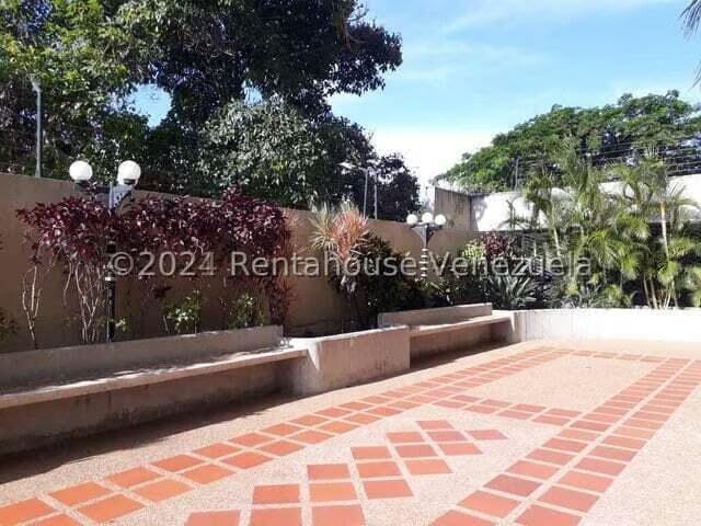 Apartamento (1 Nivel) en Venta en Del Este, Lara - 3