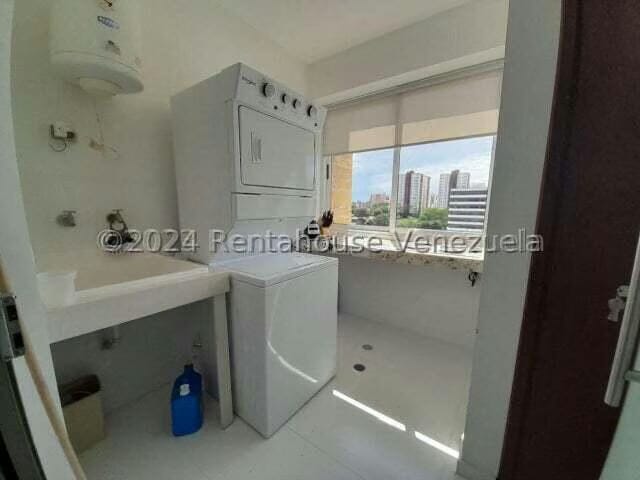Apartamento (1 Nivel) en Venta en Del Este, Lara - 22