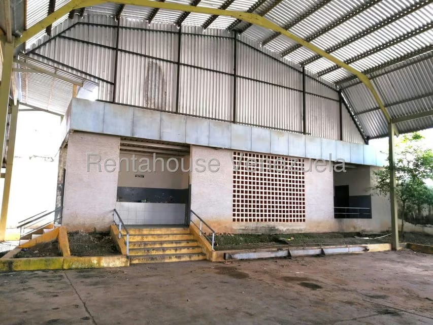Comercial (Galpon - Deposito) en Alquiler en Ave Intercomunal, Lara - 33