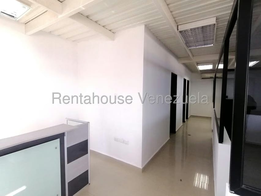 Comercial (Galpon - Deposito) en Alquiler en Ave Intercomunal, Lara - 7
