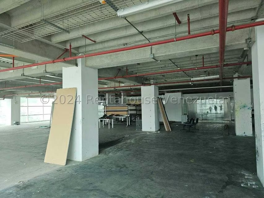 Comercial (Oficina) en Alquiler en La Urbina, Distrito Metropolitano - 18