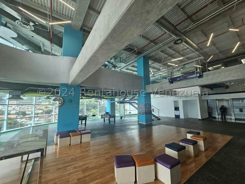 Comercial (Oficina) en Alquiler en La Urbina, Distrito Metropolitano - 32