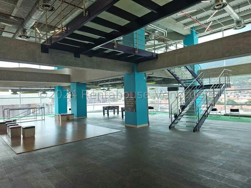 Comercial (Oficina) en Alquiler en La Urbina, Distrito Metropolitano - 38
