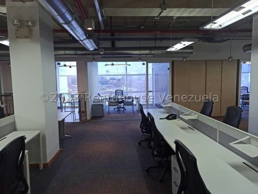 Comercial (Oficina) en Alquiler en La Urbina, Distrito Metropolitano - 58