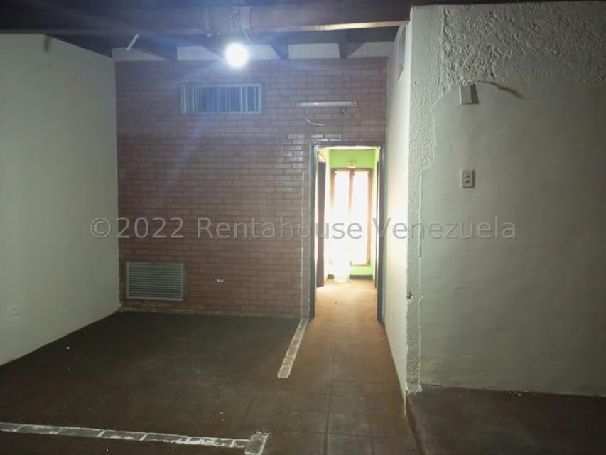 Comercial (Local Comercial) en Venta en Calle 72, Zulia - 16