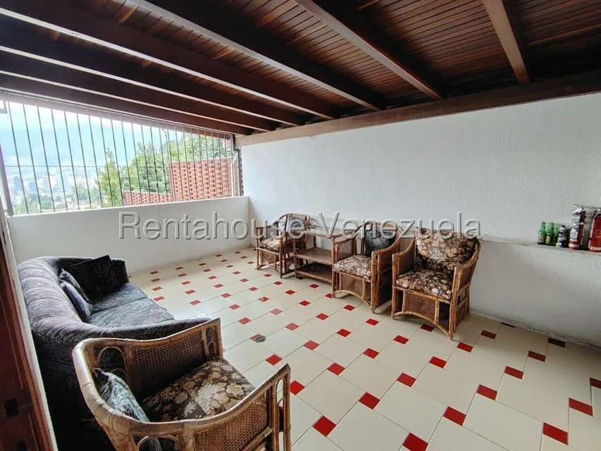 Casa (Multipes Niveles) en Venta en Colinas de Santa Monica, Distrito Metropolitano - 35