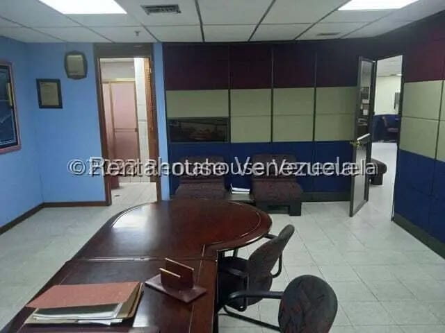 Comercial (Local Comercial) en Venta en La Urbina, Distrito Metropolitano - 16