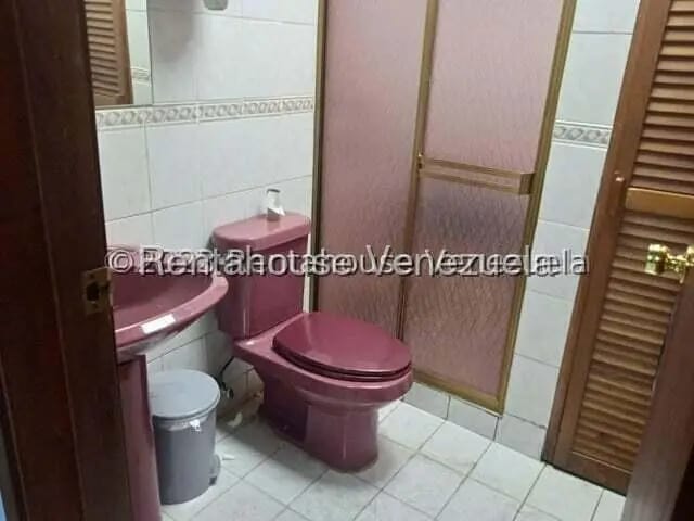 Comercial (Local Comercial) en Venta en La Urbina, Distrito Metropolitano - 17
