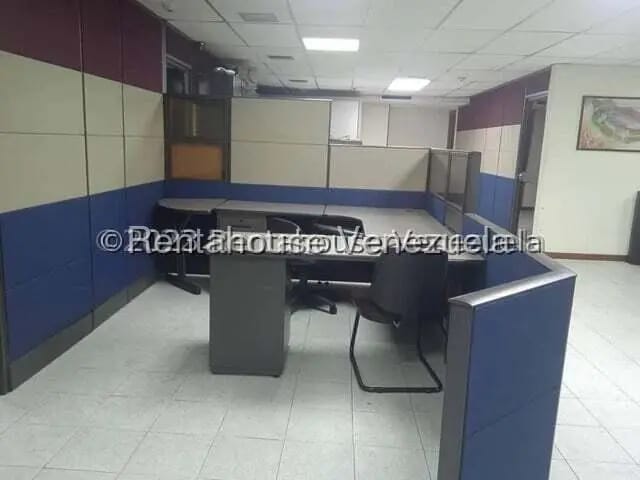 Comercial (Local Comercial) en Venta en La Urbina, Distrito Metropolitano - 23