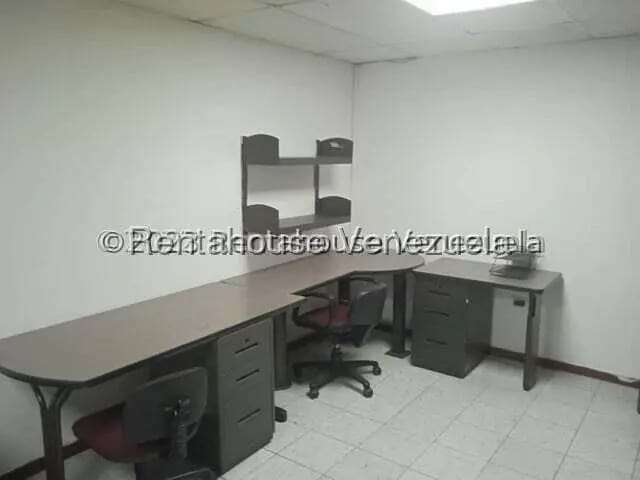 Comercial (Local Comercial) en Venta en La Urbina, Distrito Metropolitano - 29