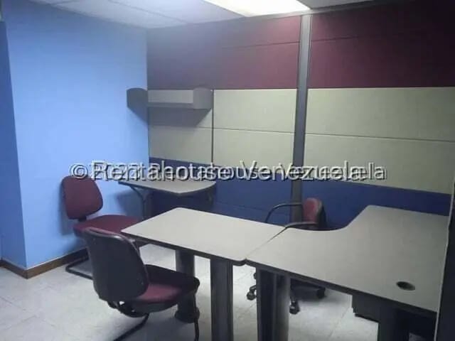 Comercial (Local Comercial) en Venta en La Urbina, Distrito Metropolitano - 32