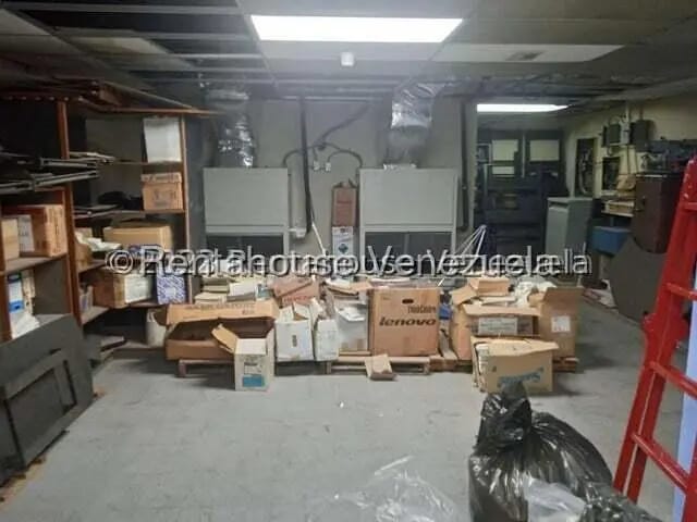 Comercial (Local Comercial) en Venta en La Urbina, Distrito Metropolitano - 39