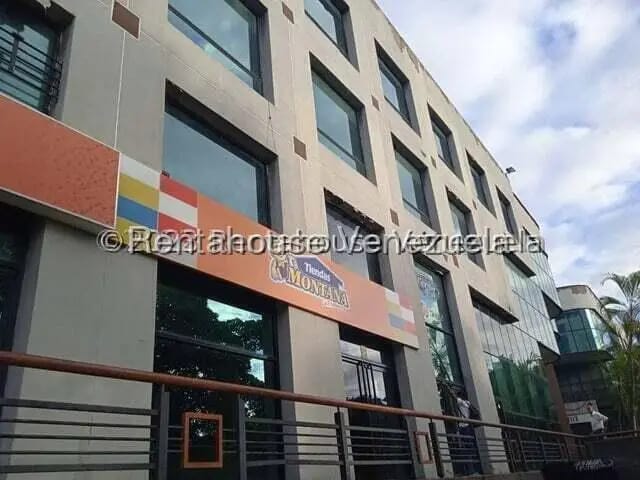 Comercial (Local Comercial) en Venta en La Urbina, Distrito Metropolitano - 45